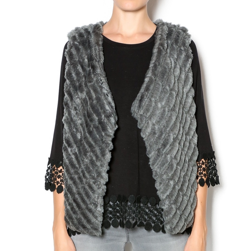 BB Dakota fur vest
